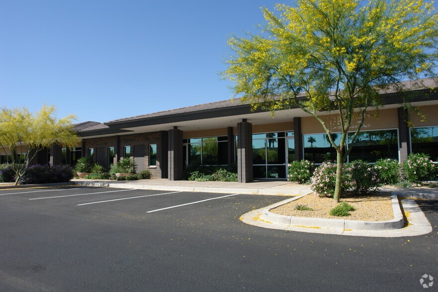 More Photos Of 2940 N Litchfield Rd, Goodyear Office For Sale