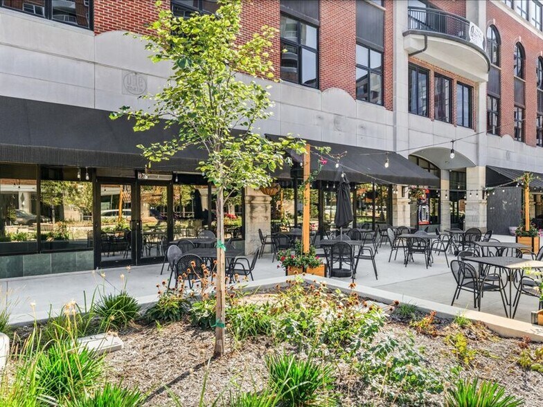 More Photos Of 1 E Main St, Champaign Office Residential For Lease