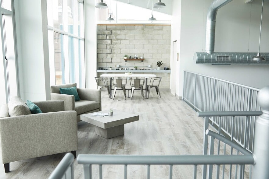 More Photos Of 437-451 E Mound St, Columbus Loft Creative Space For Sale