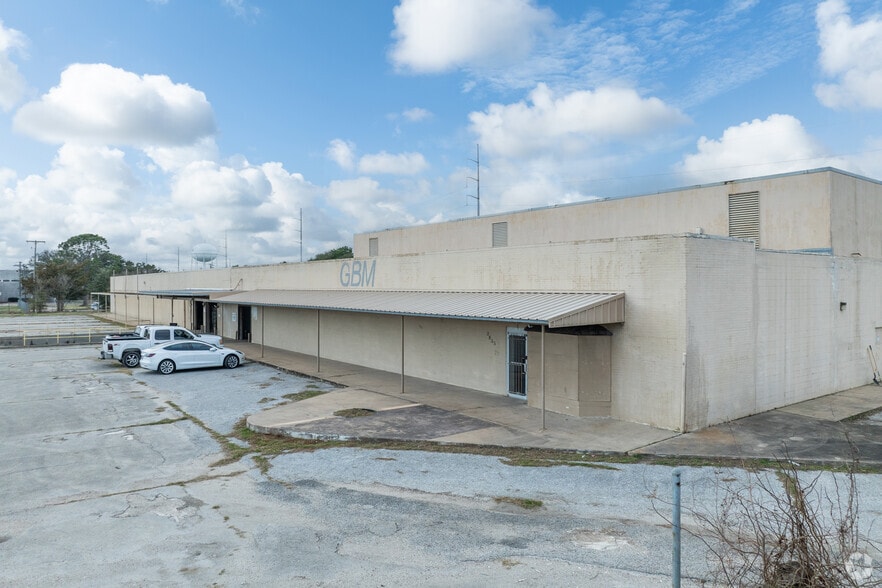 More Photos Of 3835 Gulfway Dr, Port Arthur Warehouse For Lease