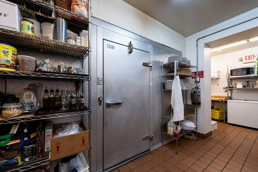 More Photos Of 376 River Rd, Shelton Restaurant For Sale