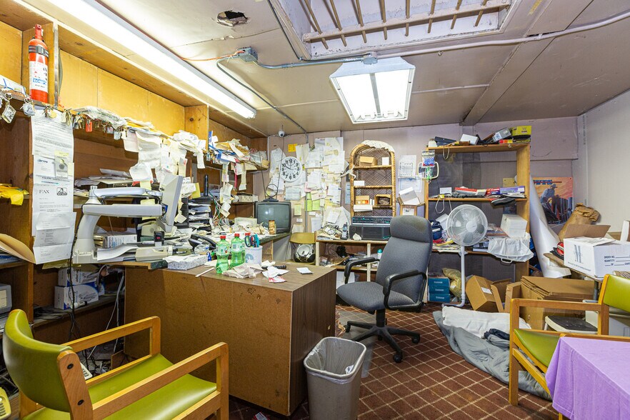 More Photos Of 2640-2650 Mission St, San Francisco Storefront For Lease