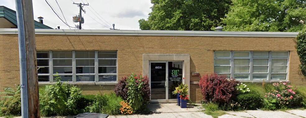 More Photos Of 4414 N Kenneth Ave, Chicago Light Manufacturing For Lease
