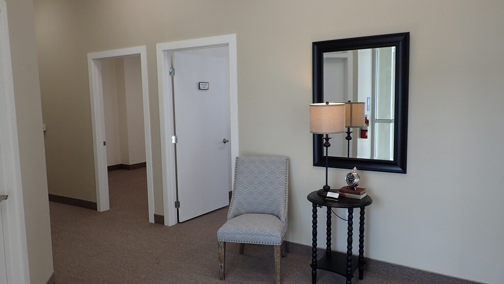 More Photos Of 1733 Washington Blvd, Easton Office For Sale