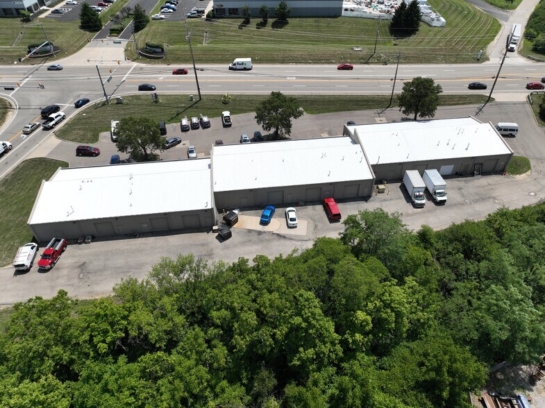 More Photos Of 4350-4372 Muhlhauser Rd, Fairfield Research And Development For Lease