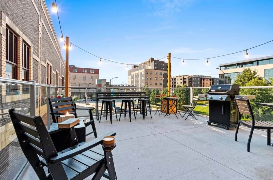 More Photos Of 216 Northland Ave, Green Bay Apartments For Sale