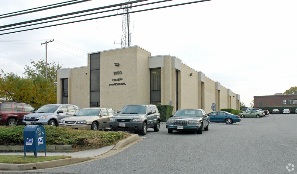 Primary Photo Of 1050 Old North Point Rd, Dundalk Medical For Lease