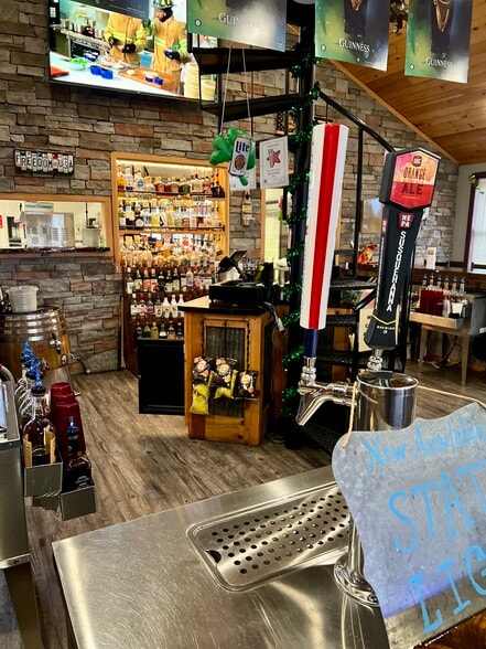 More Photos Of 4547 Red Rock Rd, Benton Restaurant For Sale