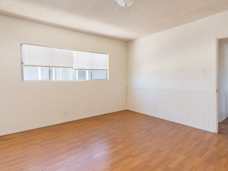 More Photos Of 11545 Gale Ave, Hawthorne Apartments For Sale