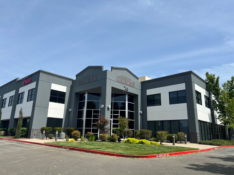 More Photos Of 785 Orchard Dr, Folsom Office For Lease