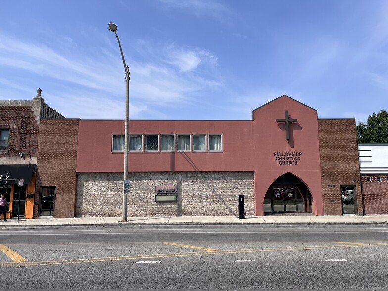 Primary Photo Of 1106-1110 Madison St, Oak Park Schools For Sale