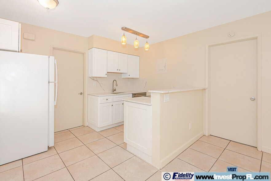 More Photos Of 2581 NE 11th Ct, Pompano Beach Multifamily For Sale
