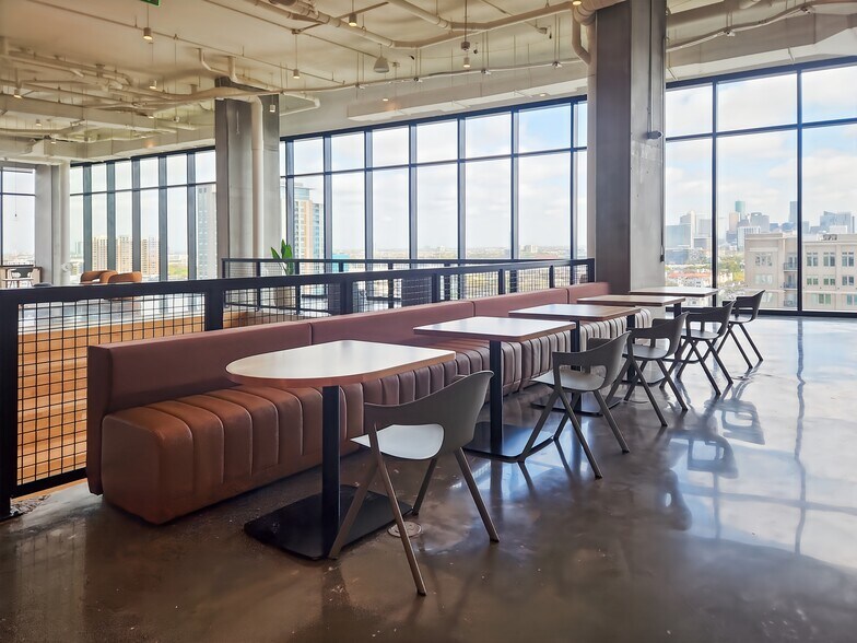 More Photos Of 5501 La Branch St, Houston Coworking Space