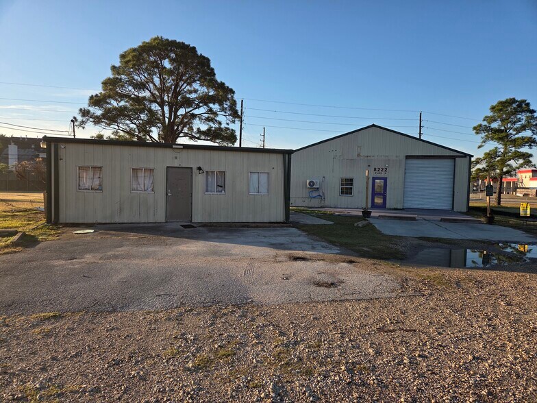 Primary Photo Of 8222 N Highway 146, Baytown Specialty For Lease