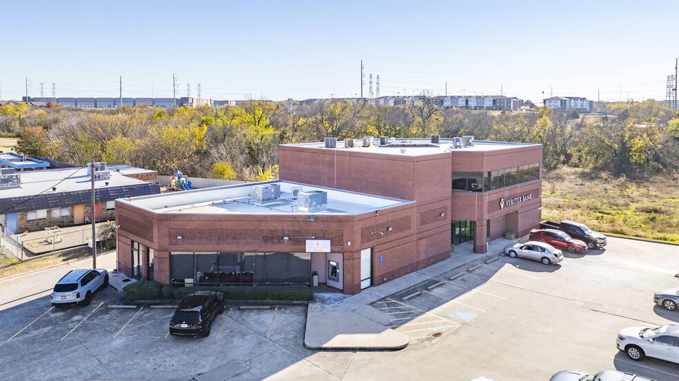 More Photos Of 1438 Oates Dr, Mesquite Bank For Sale