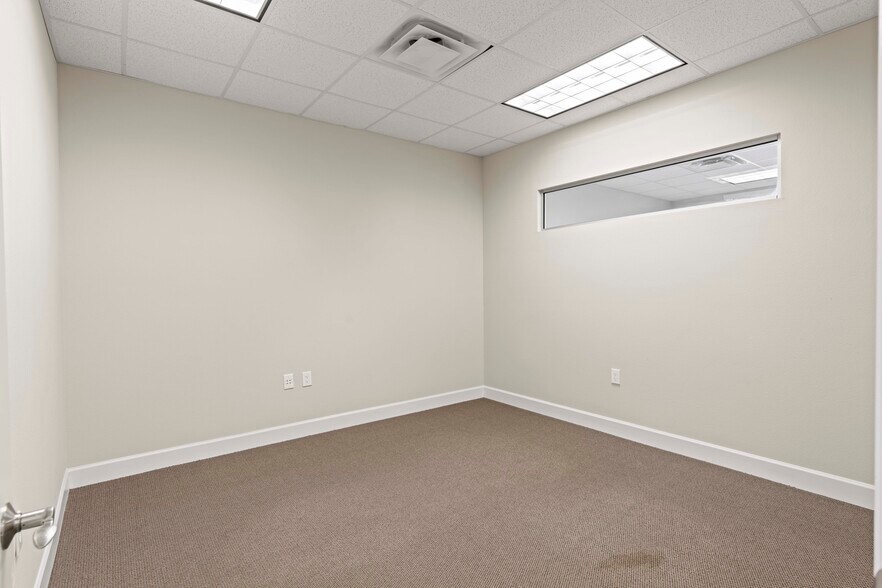 More Photos Of 440 Cobia Dr, Katy Office For Lease