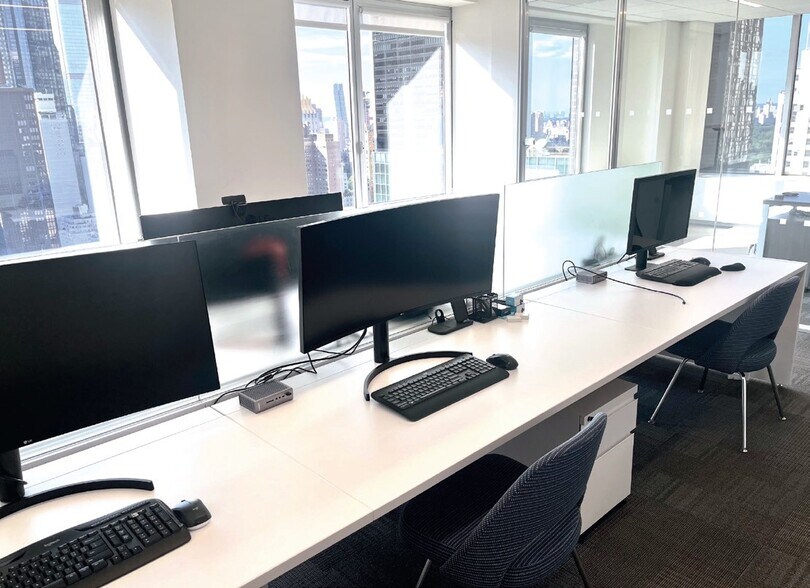 More Photos Of 540 Madison Ave, New York Coworking Space