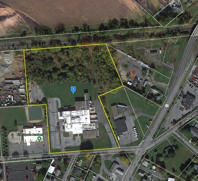 More Photos Of 4591 Colebrook Ave, Emmaus Distribution For Sale