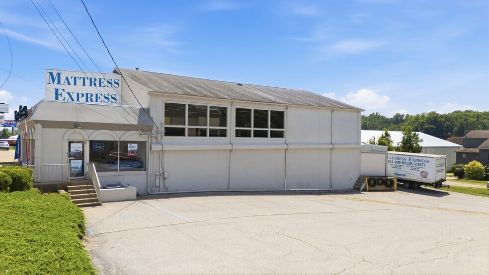 More Photos Of 1327 Grand Central Ave, Vienna Freestanding For Sale
