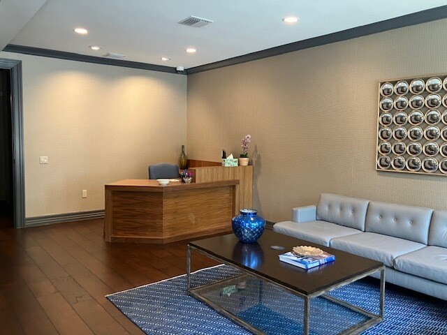 More Photos Of 2011 W Cleveland St, Tampa Loft Creative Space For Sale