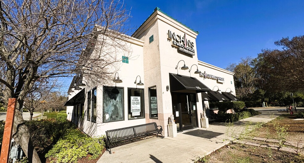 Primary Photo Of 17900 San Ramon Valley Blvd, San Ramon Restaurant For Lease