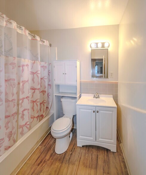 More Photos Of , Redwood City Multifamily For Sale