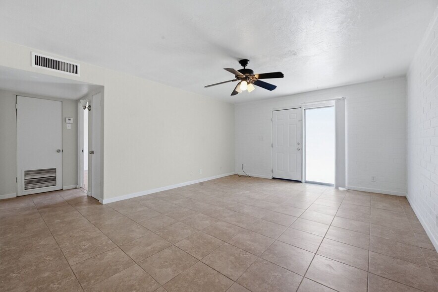 More Photos Of 1123 E Sierra Vista Dr, Phoenix Apartments For Sale