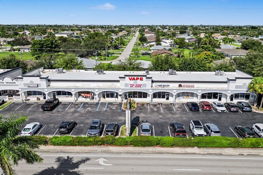 More Photos Of 3028 Santa Barbara Blvd, Cape Coral Unknown For Lease