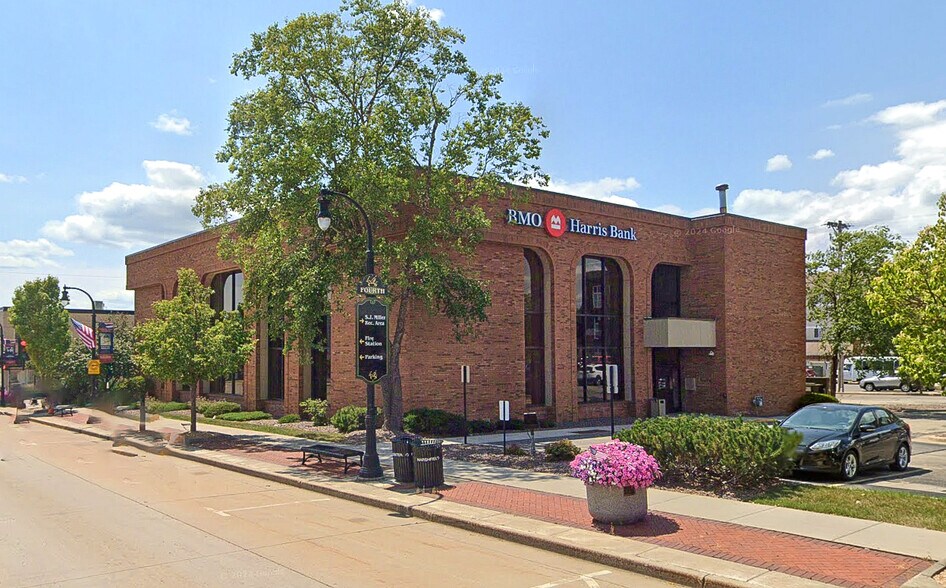 More Photos Of 101 W 4th St, Marshfield Bank For Sale