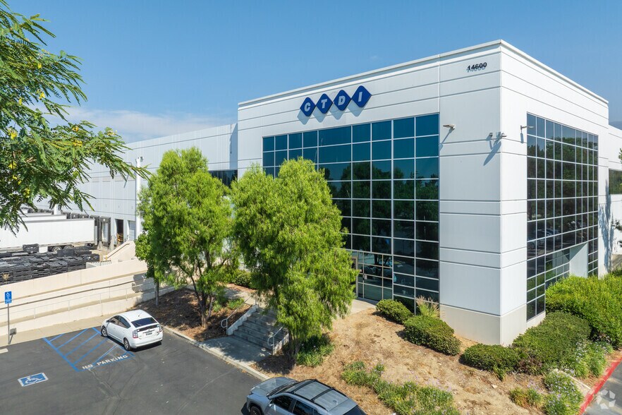 Primary Photo Of 14600 Bar Harbor Rd, Fontana Warehouse For Lease