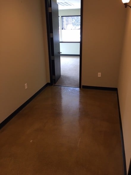More Photos Of 3204 Smokey Point Dr, Arlington Office For Lease