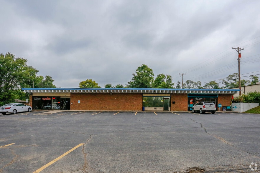 More Photos Of 3880-3888 Dayton-Xenia Rd, Dayton Storefront For Lease