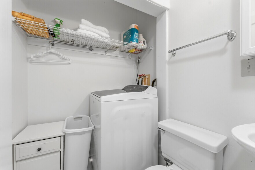 More Photos Of 320 Watts St, Morgantown Apartments For Sale