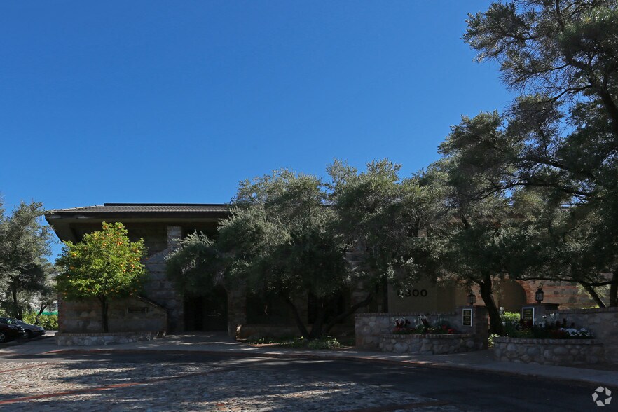 More Photos Of 6300 E El Dorado Cir, Tucson Office For Lease