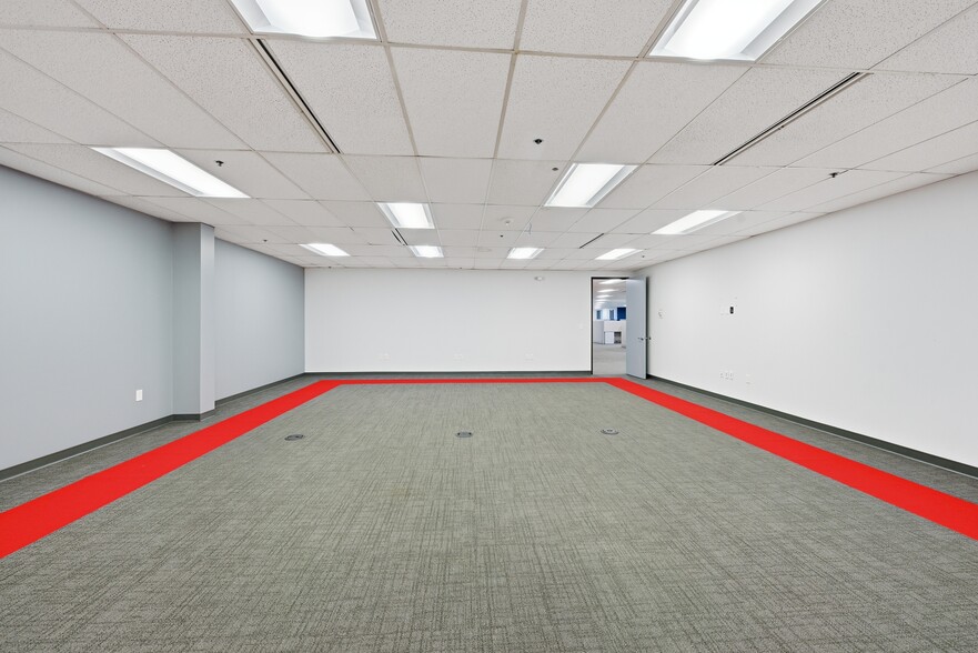 More Photos Of 8790 Governors Hill Dr, Cincinnati Office For Sale