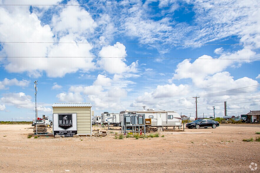 Primary Photo Of 801 Woodard St, Pyote Trailer Camper Park For Sale
