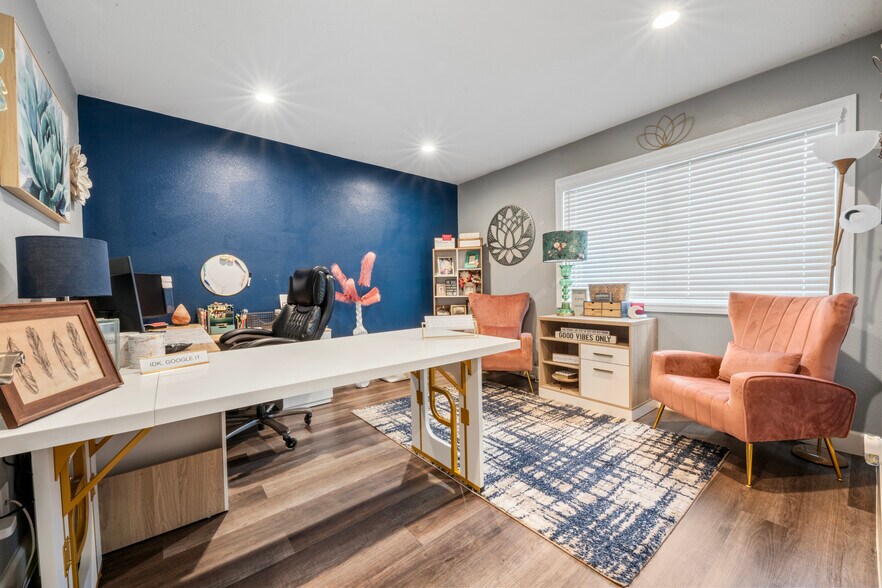 More Photos Of 20103 Aldine Westfield Rd, Humble Office For Sale