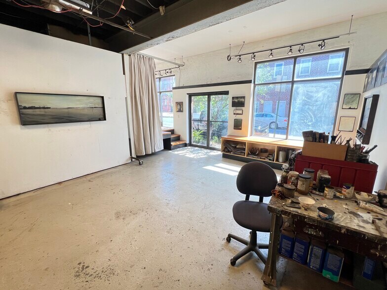 More Photos Of 1438-1442 Light St, Baltimore Showroom For Sale