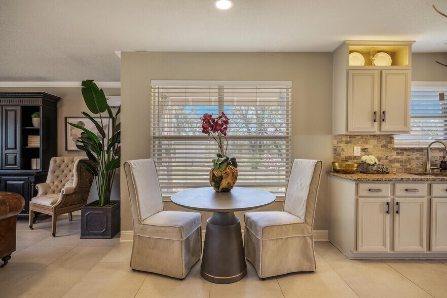 More Photos Of 6 US Highway 87, Comfort Office For Sale