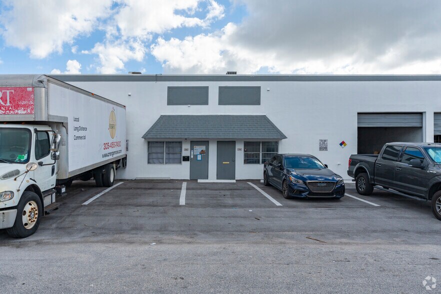 More Photos Of 764-778 NW 57th Ct, Fort Lauderdale Warehouse For Lease