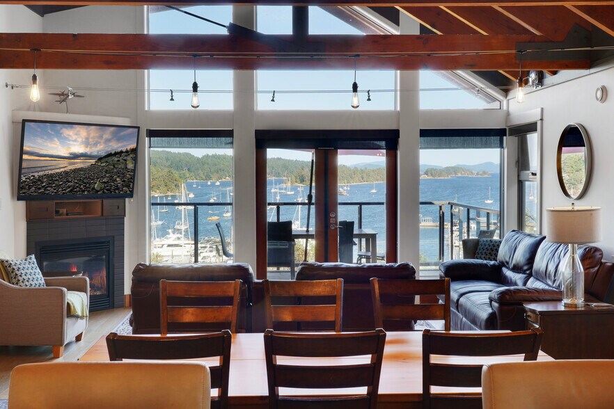 More Photos Of 118 Rainbow Rd, Salt Spring Island Land For Sale