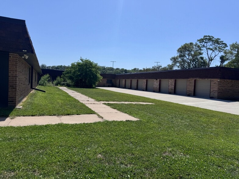 More Photos Of 1600 McPherson Ave, Council Bluffs Self Storage For Sale