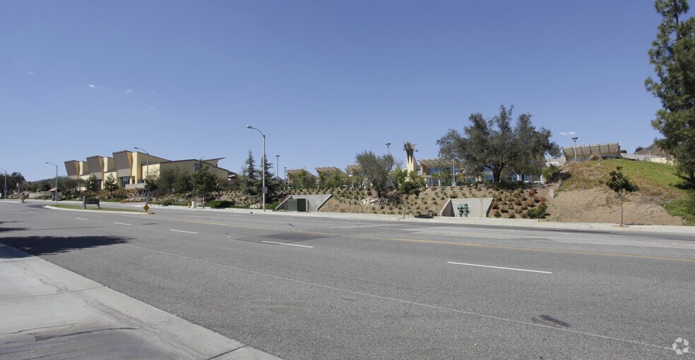 More Photos Of 26767 Agoura Rd, Calabasas Unknown For Lease