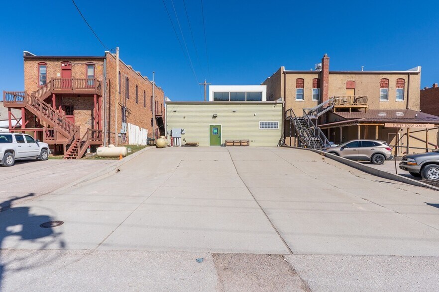 More Photos Of 528 Mount Rushmore Rd, Custer Restaurant For Sale