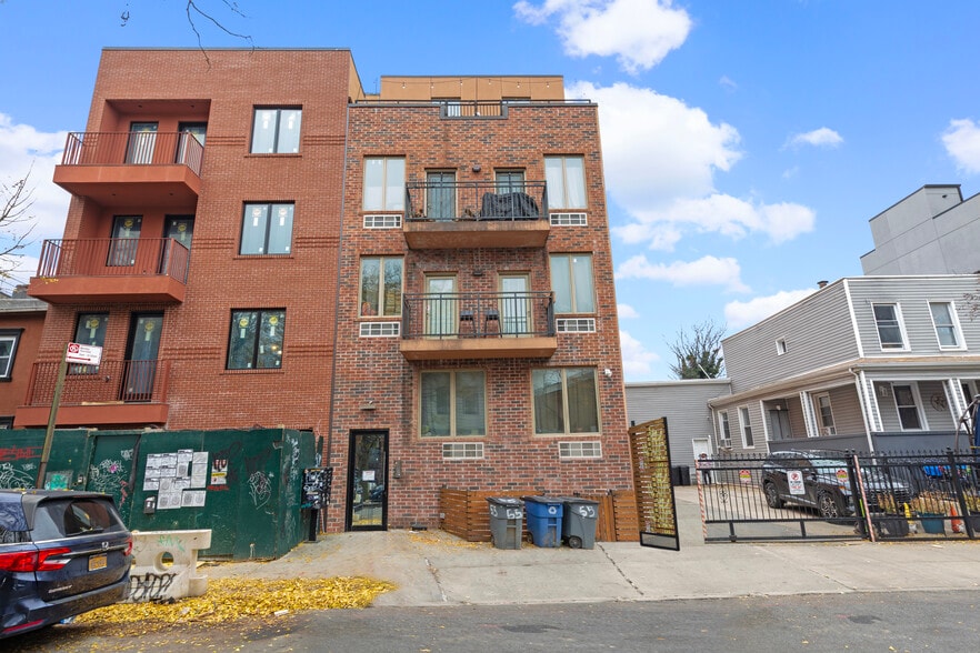 Primary Photo Of 55 Stanhope St, Brooklyn Apartments For Sale