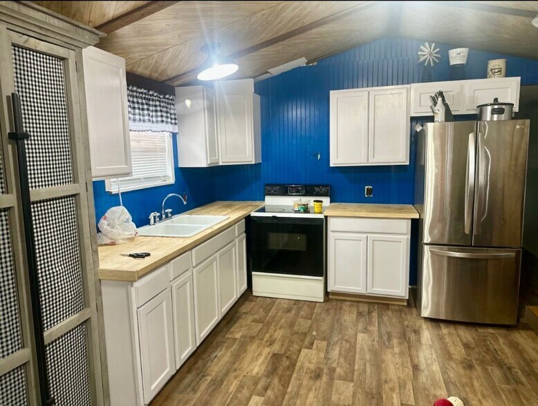 More Photos Of 9054 US Highway 259, Nacogdoches Manufactured Housing Mobile Home Park For Sale