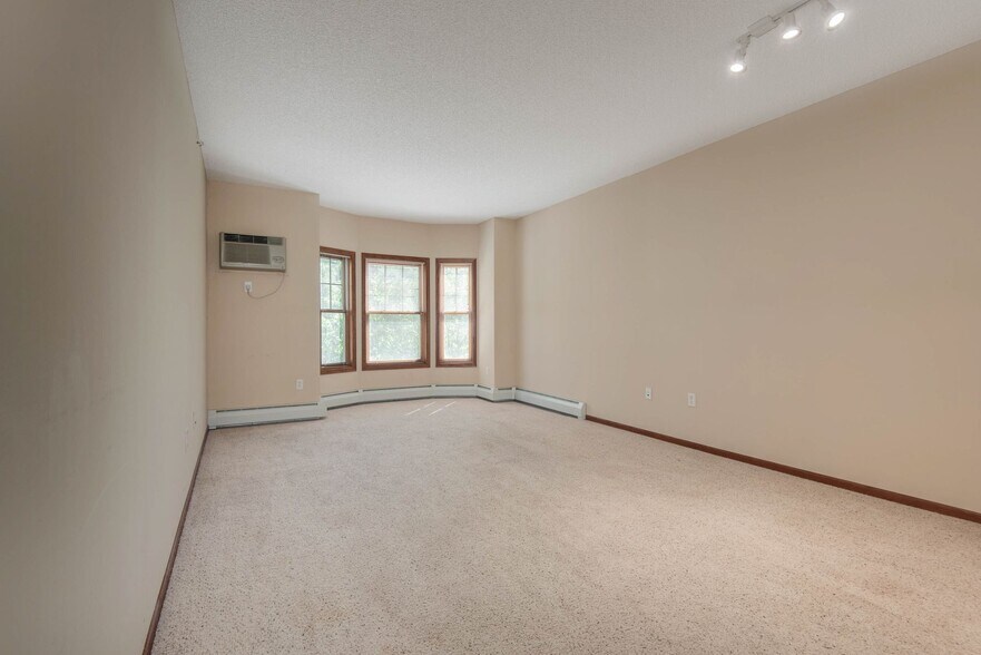 More Photos Of 4540 Snelling Ave, Minneapolis Apartments For Lease