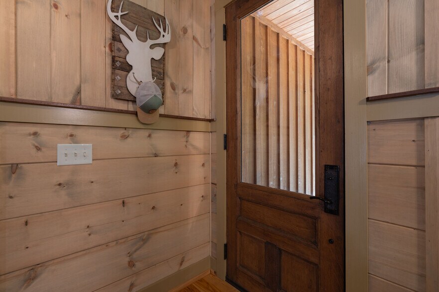 More Photos Of 1638 Old Minor Rd, Culloden Specialty For Sale