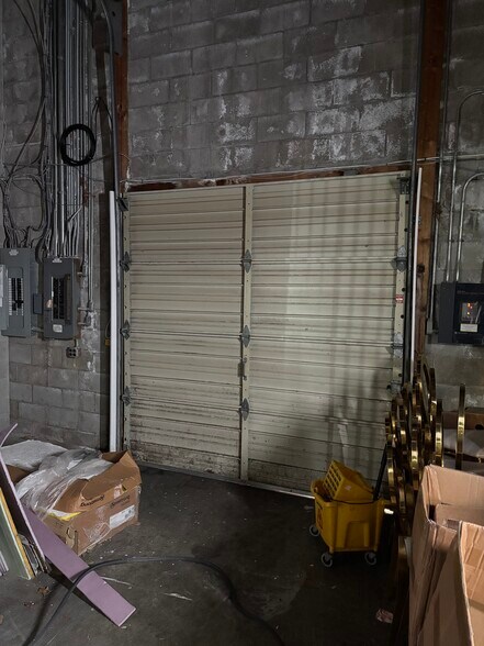 More Photos Of 75-79 Swansea Mall Dr, Swansea Freestanding For Lease