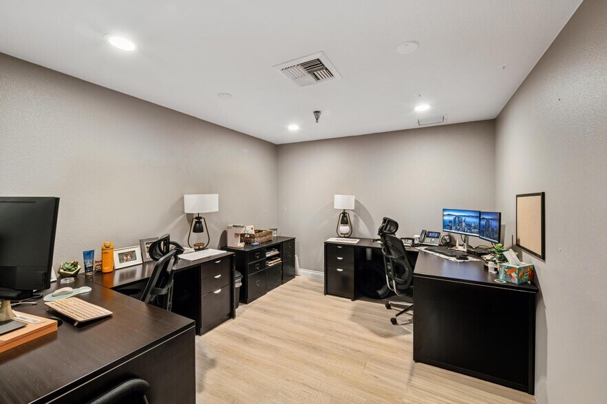 More Photos Of 5130 E Hunter Ave, Anaheim Warehouse For Sale